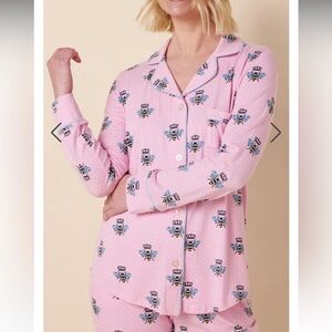 The Cats Pajamas Shirt - pink “Queen Bee”  button front long sleeve 100% Cotton